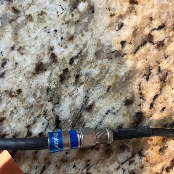 Wilson electronics signal booster - Picture 4 of 4